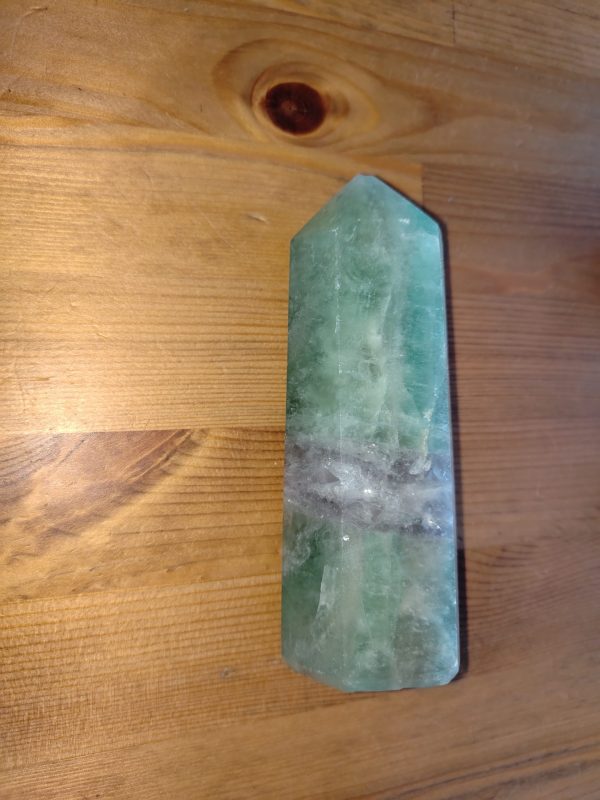 Fluorite - obélisque- 650g